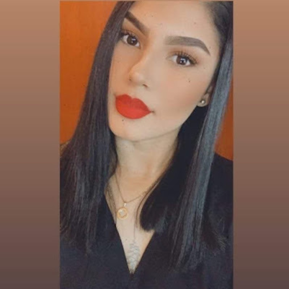 Meet your Posher, Lorena alejandra
